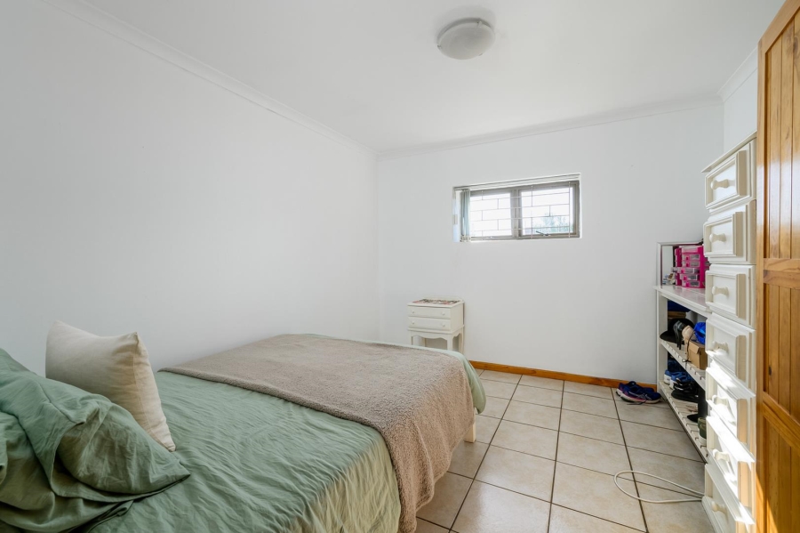 8 Bedroom Property for Sale in Summerstrand Eastern Cape